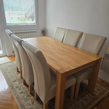 Miya Free Parking * 사라예보